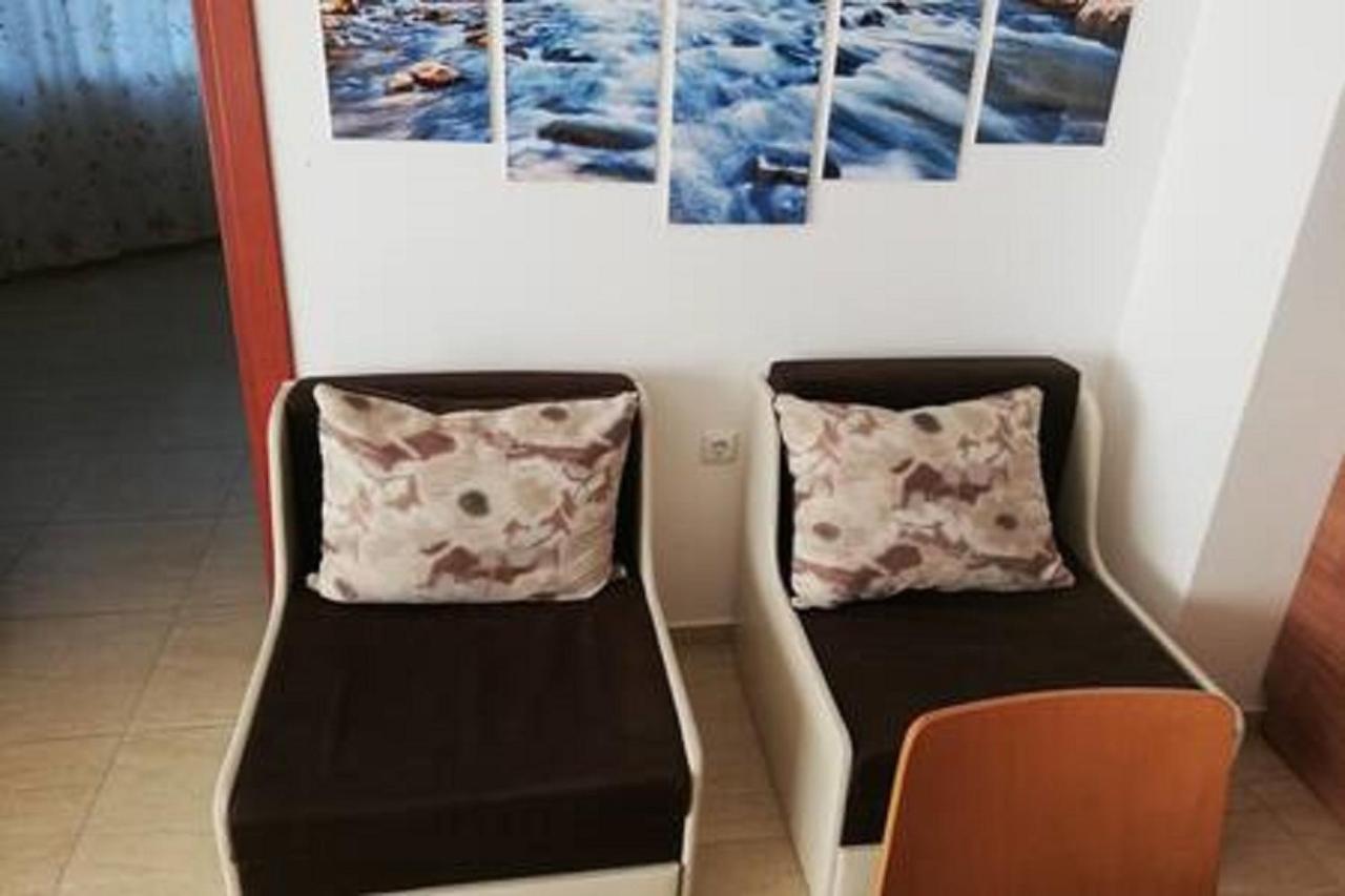 Yves 2 Bed Apart At Sun Village Sunny Beach Not Far Away From The Sea Exterior foto